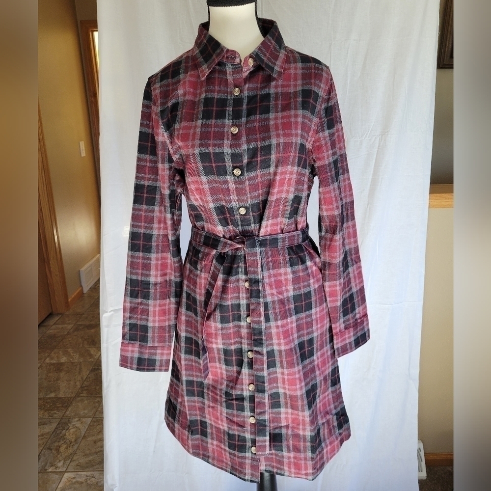 Stillwater Supply Co maroon/black plaid long sleeve flannel button down dress M
